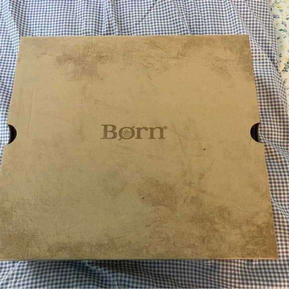 Born “Fleming” LaceUp 2.5” Block Heel Women’s Leather Boots 6.5M - Picture 14 of 16